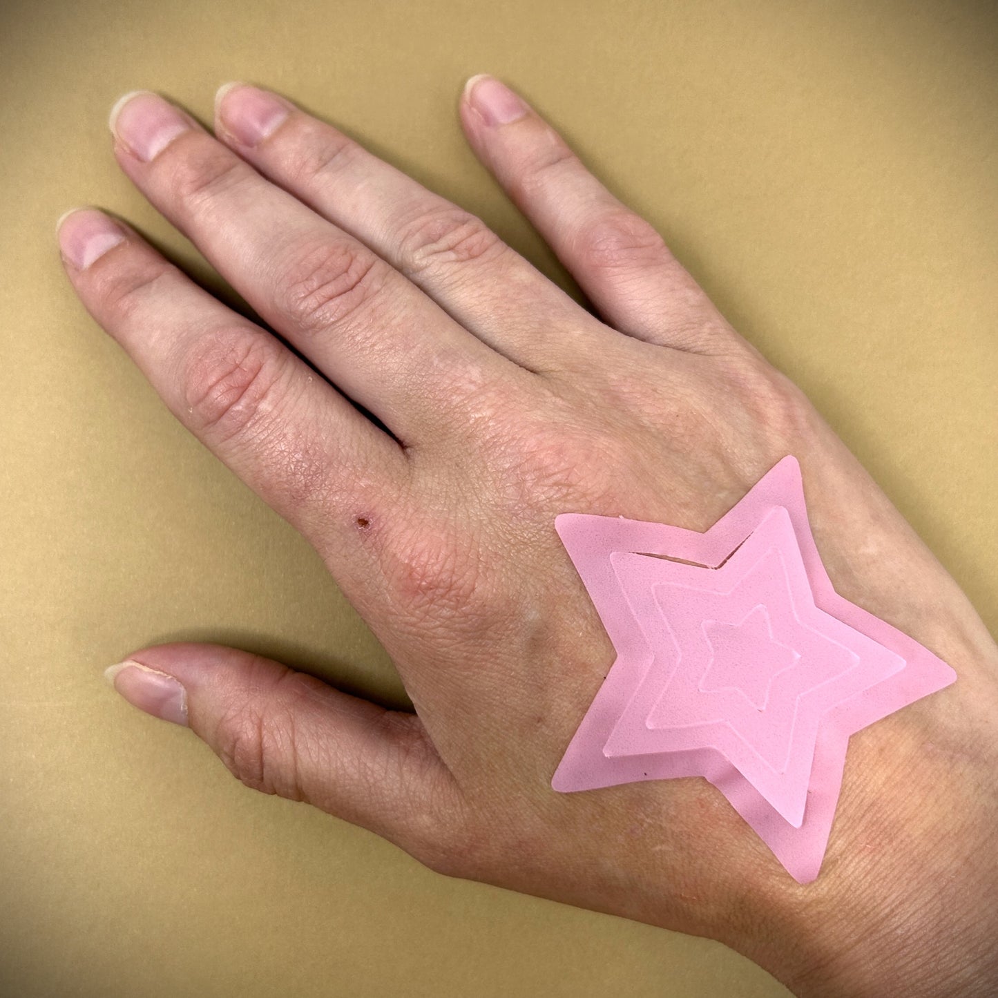 Tanning Sticker Star Cutout