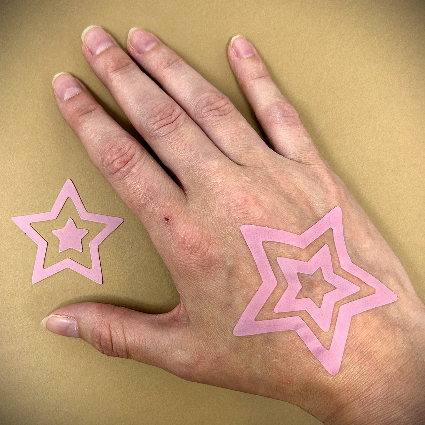 Tanning Sticker Star Cutout